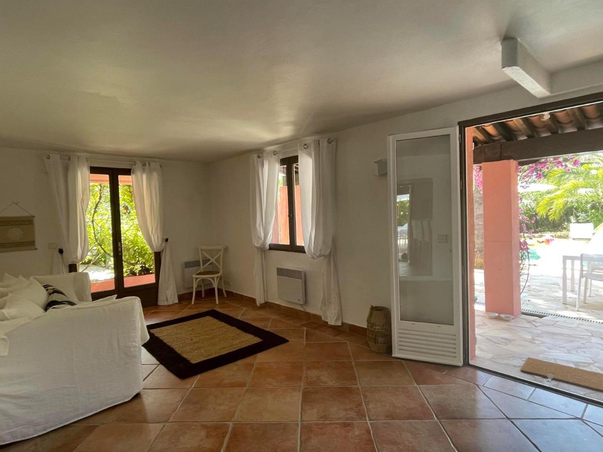 Fantastic Pool Villa 900M To The Beach; With Extravagant Big Garden سانت ماكسيم المظهر الخارجي الصورة